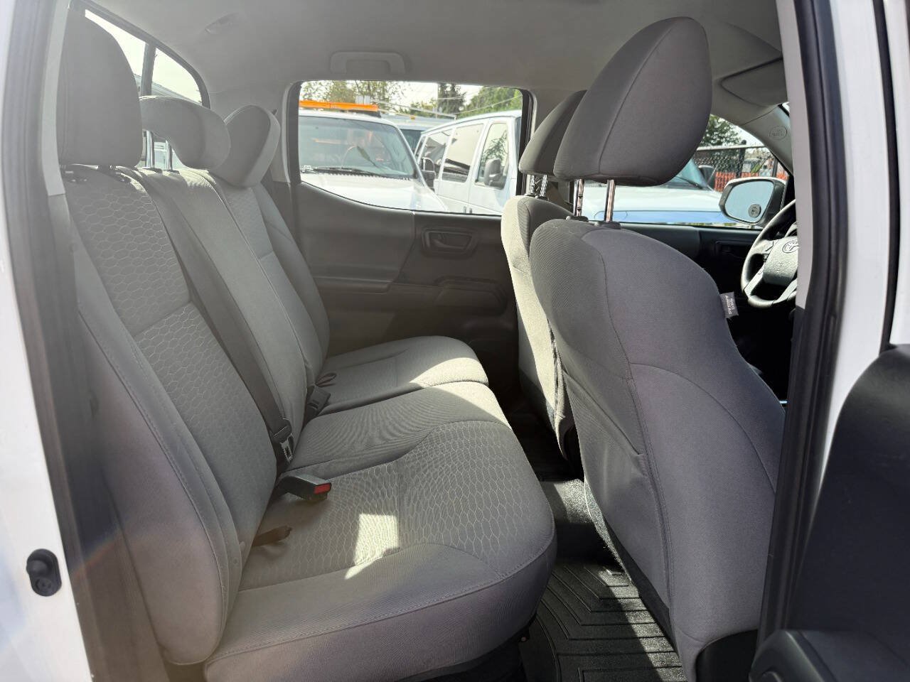 Used 2018 Toyota Tacoma SR w/ SR Convenience Package RWD image 24
