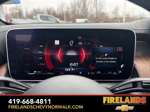 Used 2023 Mercedes-Benz GLC 300 4MATIC image 5