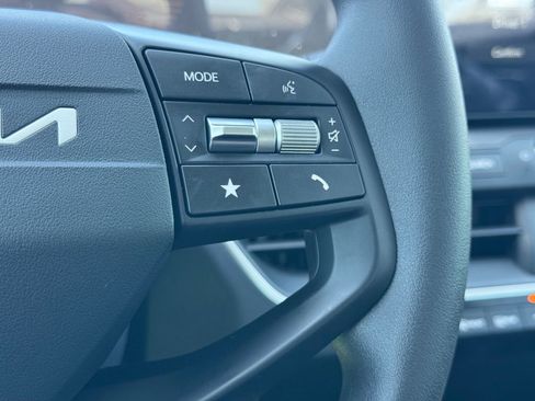 New 2026 Kia K4 LXS image 14