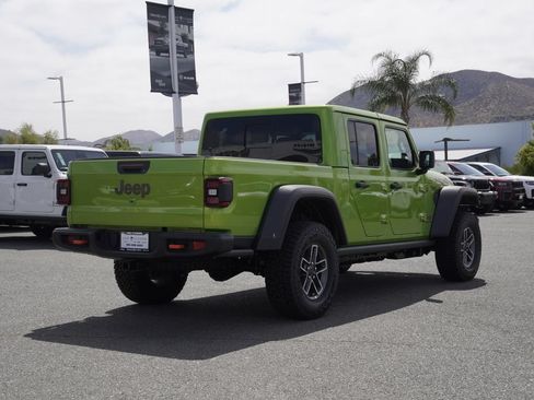 New 2026 Jeep Gladiator Mojave w/ Steel Bumper Group AWD/4WD image 4