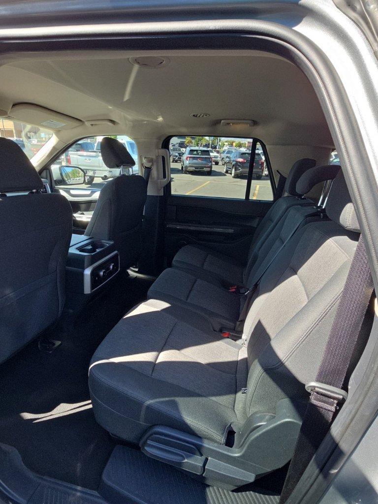 Used 2024 Ford Expedition Max XLT AWD/4WD image 9