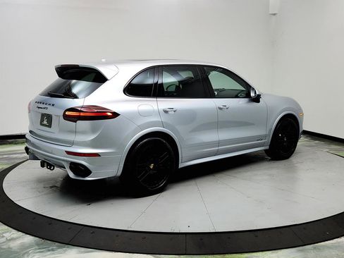 Used 2016 Porsche Cayenne GTS AWD/4WD image 5