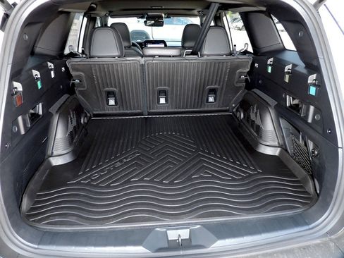 New 2026 Subaru Outback Limited image 12