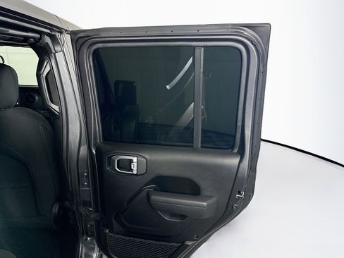 Used 2023 Jeep Wrangler Unlimited Sport AWD/4WD image 27