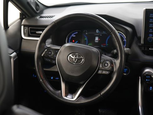 Used 2020 Toyota RAV4 XSE image 16