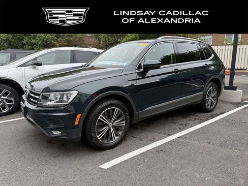 Used 2019 Volkswagen Tiguan SEL AWD/4WD image 1