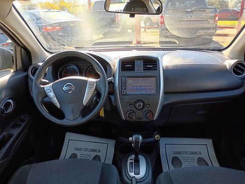Used 2019 Nissan Versa SV image 17