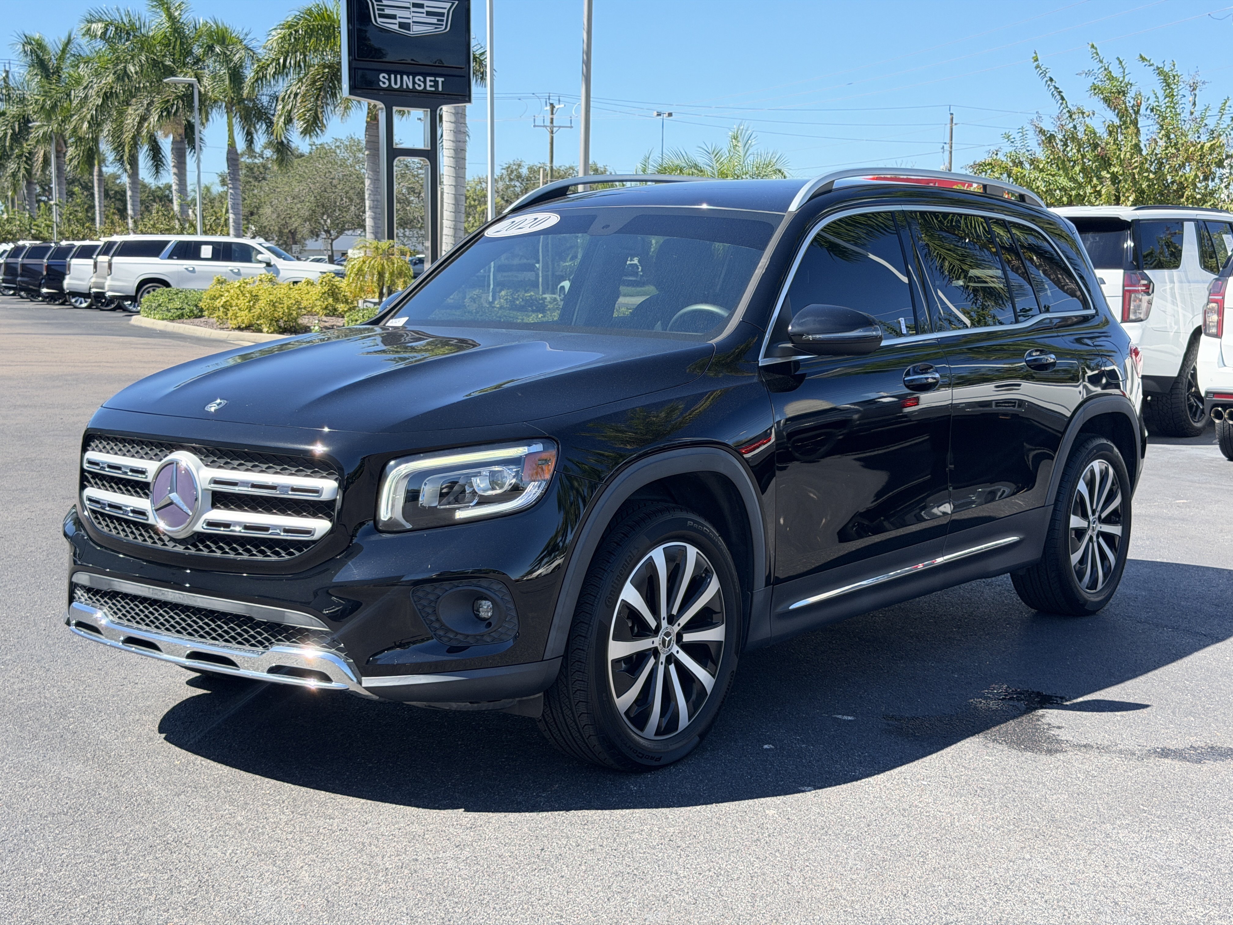 Used 2020 Mercedes-Benz GLB 250 image 3