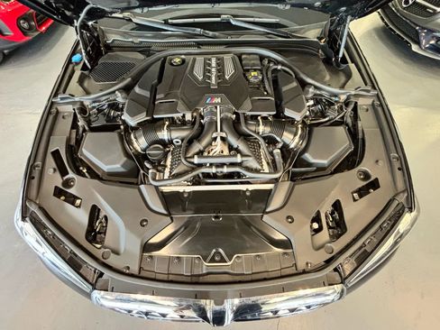 Used 2023 BMW M5 image 54