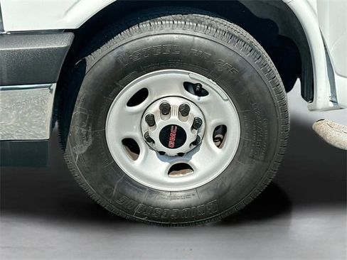 Used 2024 GMC Savana 2500 w/ Driver Convenience Package image 28
