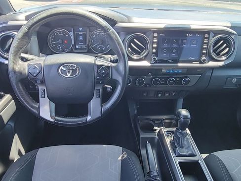 Used 2023 Toyota Tacoma TRD Off-Road AWD/4WD image 11