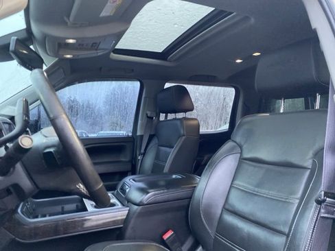 Used 2015 GMC Sierra 2500 Denali w/ Duramax Plus Package image 12