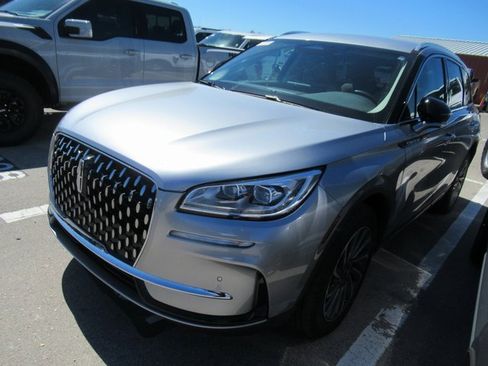 Certified 2023 Lincoln Corsair Reserve w/ Equipment Group 201A image 4