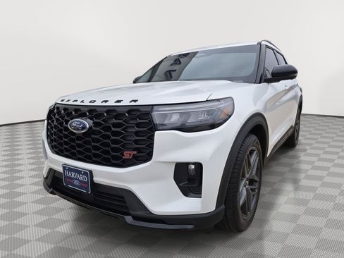 Used 2025 Ford Explorer ST w/ Sun And Sound Package image 3