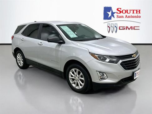 Certified 2020 Chevrolet Equinox LS FWD image 1
