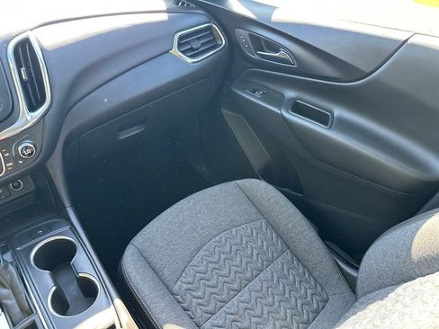 Used 2023 Chevrolet Equinox LT AWD/4WD image 24