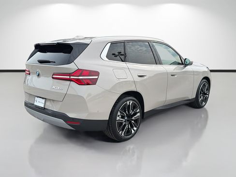 New 2026 BMW X3 xDrive30i w/ Premium Package AWD/4WD image 3