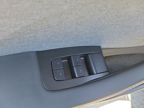 Used 2025 Tesla Model 3 Long Range RWD image 28