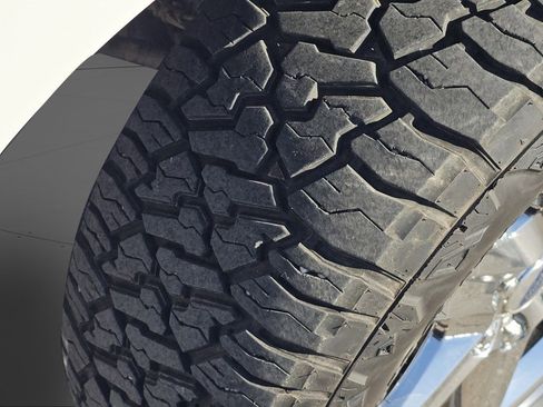 Used 2024 Ford F150 XLT w/ Tow/Haul Package image 18