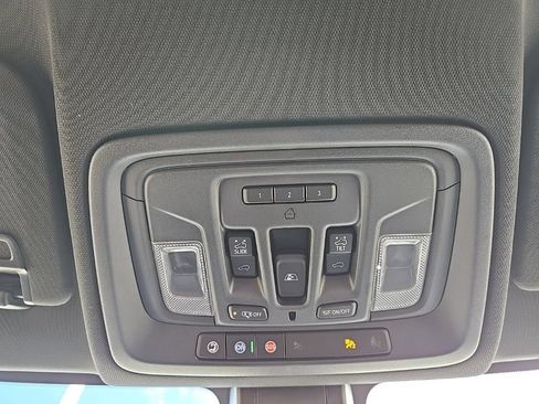Used 2021 GMC Sierra 1500 AT4 w/ AT4 Premium Package AWD/4WD image 27