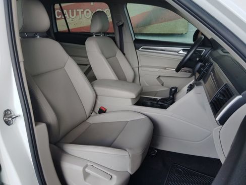 Used 2019 Volkswagen Atlas SE FWD image 12