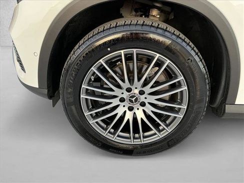 Certified 2026 Mercedes-Benz GLC 300 4MATIC image 9