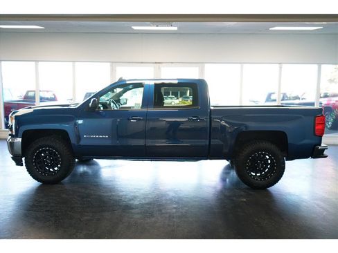 Used 2017 Chevrolet Silverado 1500 LT w/ All Star Edition image 4