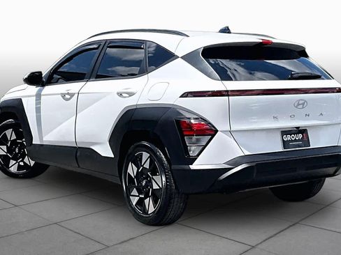 Used 2025 Hyundai Kona SEL FWD image 11