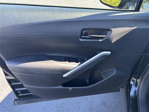 Used 2023 Toyota Corolla Cross LE image 23