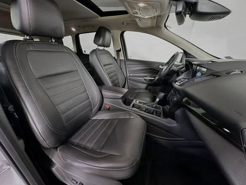 Used 2017 Ford Escape Titanium w/ Equipment Group 301A AWD/4WD image 14