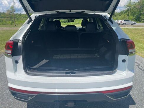 Used 2022 Volkswagen Atlas Cross Sport SE AWD/4WD image 11