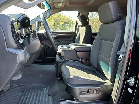 Used 2023 Chevrolet Silverado 1500 LT image 15