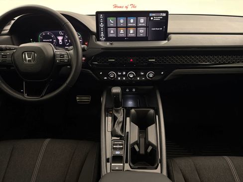 Used 2025 Honda Accord Sport image 19