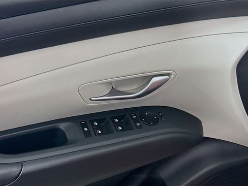 Used 2025 Hyundai Tucson SEL image 15