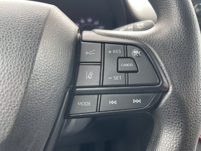 Used 2024 Toyota Sienna LE AWD/4WD image 24