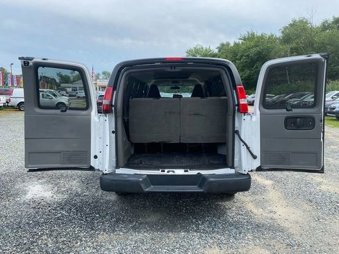 Used 2020 Chevrolet Express 2500 LS w/ Driver Convenience Package image 28