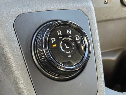 Used 2022 Ford E-Transit Medium Roof w/ Load Area Protection Package image 15