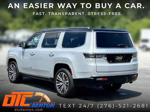 Used 2025 Jeep Grand Wagoneer 4WD image 7