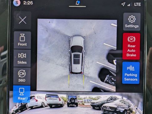 Used 2026 Volvo V60 B5 Cross Country Plus w/ Protection Package Premier image 26