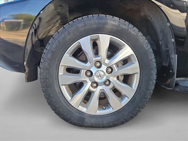 Used 2012 Toyota Sequoia Limited AWD/4WD image 24