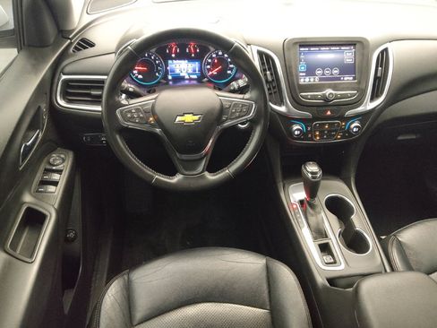 Used 2020 Chevrolet Equinox LT w/ Driver Convenience Package FWD image 22