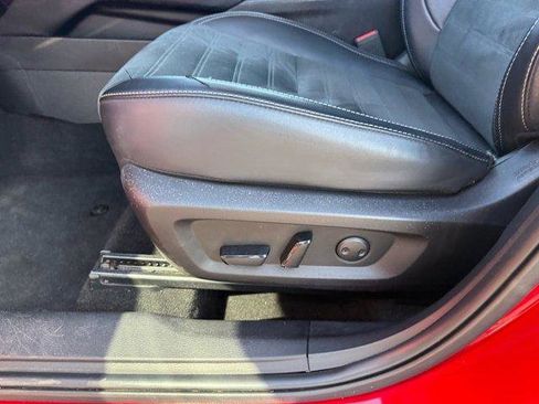 Used 2024 Mitsubishi Outlander SE image 22