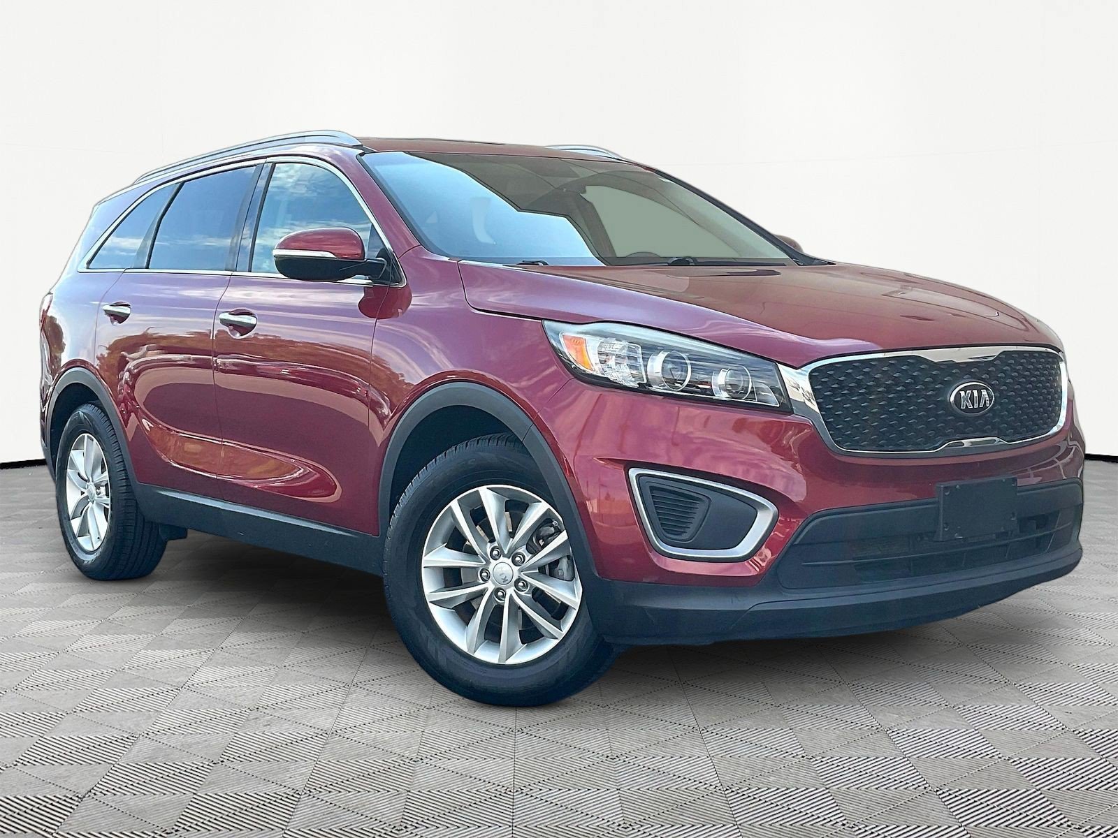 Used 2016 Kia Sorento FWD w/ LX Convenience Package image 3
