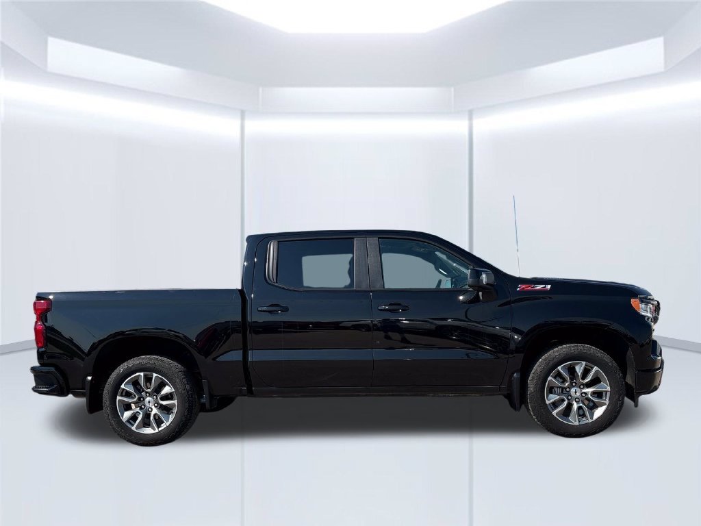Used 2026 Chevrolet Silverado 1500 RST AWD/4WD image 9