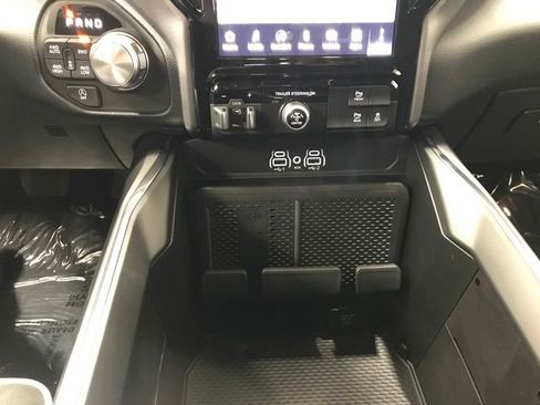 New 2026 RAM 1500 Laramie w/ Sport Appearance Package image 40