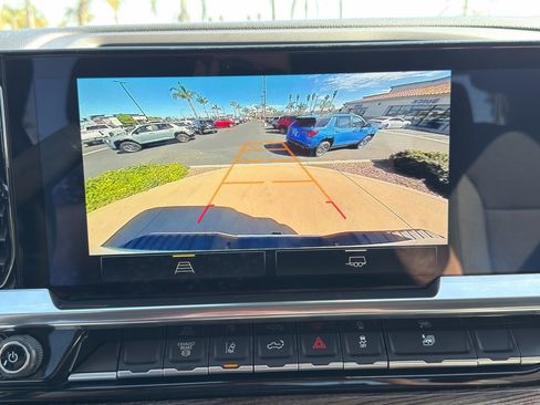 Used 2025 Chevrolet Silverado 2500 LT w/ Convenience Package image 22