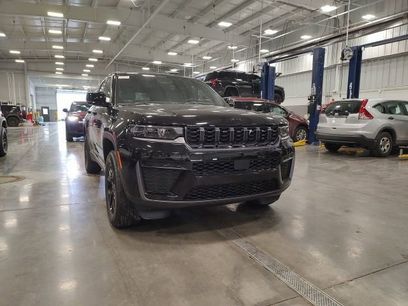 New 2026 Jeep Grand Cherokee Laredo
