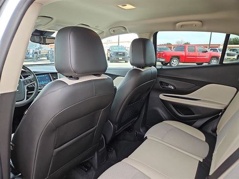 Used 2019 Buick Encore Preferred image 9