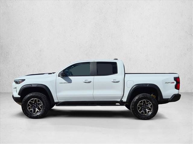 Used 2023 Chevrolet Colorado ZR2 w/ ZR2 Convenience Package III AWD/4WD image 7