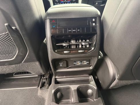 Used 2023 Jeep Grand Cherokee L Laredo w/ Luxury Tech Group I AWD/4WD image 19